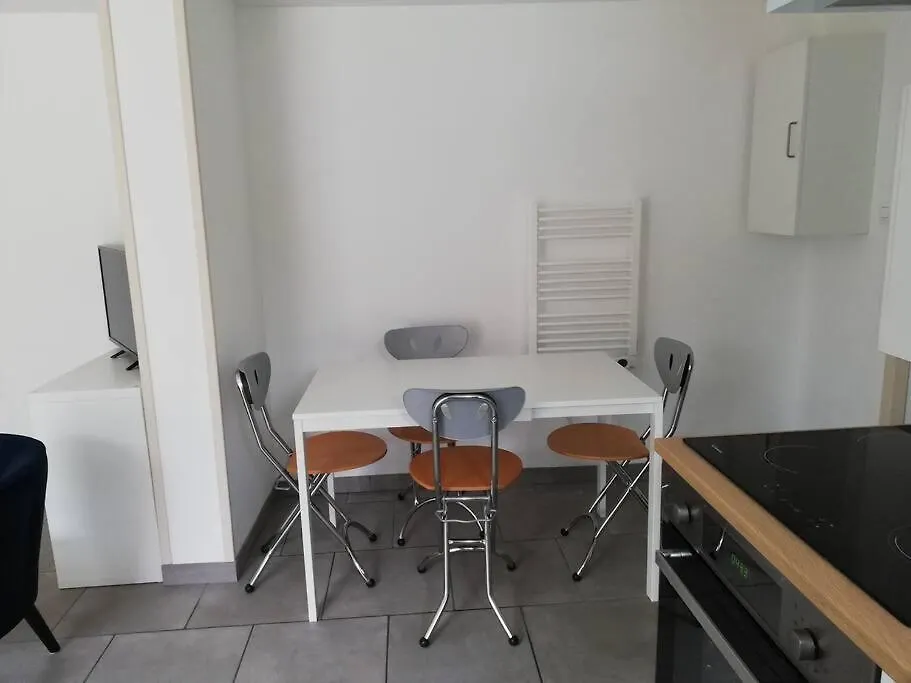 Holiday home Logement Cosy Avec Jardin Privatif Bagneres-de-Bigorre France